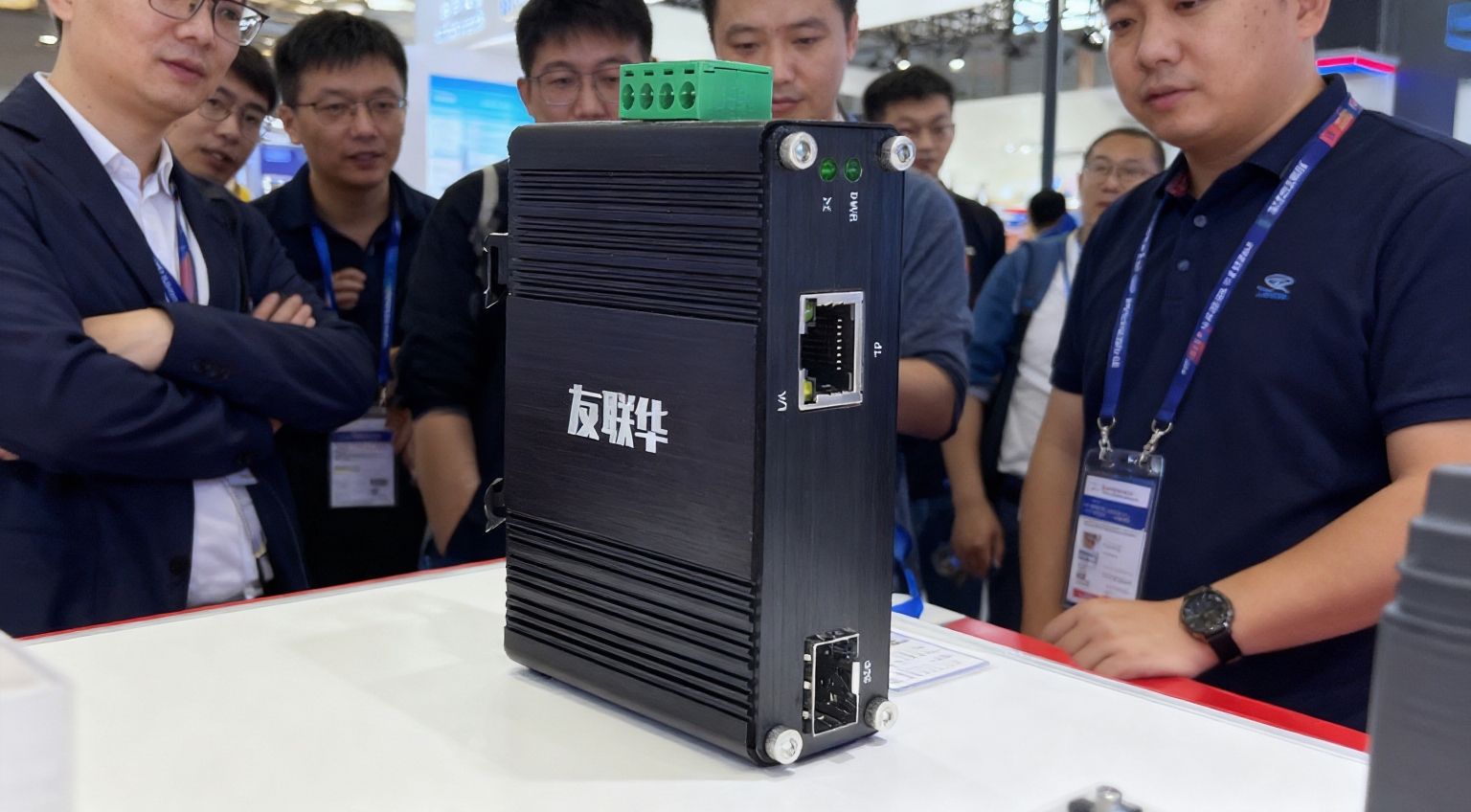 友联华交换机亮相深圳地铁，共筑智慧轨道交通新生态